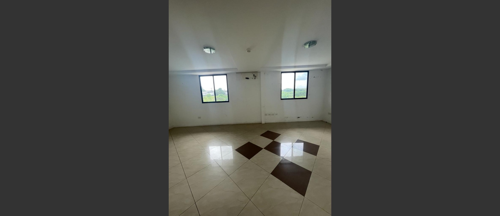 GeoBienes - Terreno comercial con bodegas y oficinas en alquiler en Vía a la Costa - Plusvalia Guayaquil Casas de venta y alquiler Inmobiliaria Ecuador