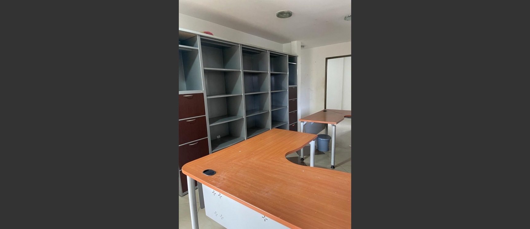 Terreno comercial con bodegas y oficinas en alquiler en Vía a la Costa GeoBienes - Terreno comercial con bodegas y oficinas en alquiler en Vía a la Costa - Plusvalia Guayaquil Casas de venta y alquiler Inmobiliaria Ecuador