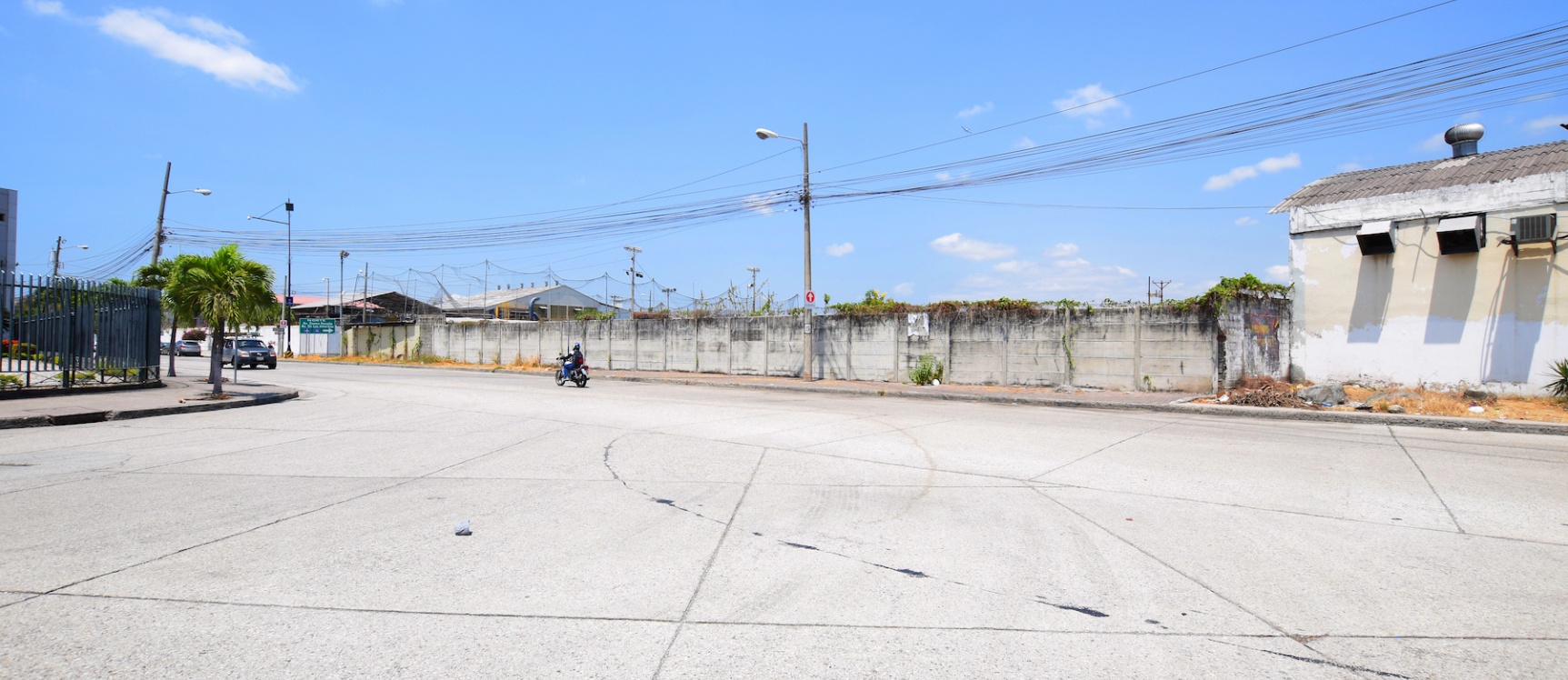 Terreno en alquiler ubicado en La Atarazana, Norte de Guayaquil GeoBienes - Terreno en alquiler ubicado en La Atarazana, Norte de Guayaquil - Plusvalia Guayaquil Casas de venta y alquiler Inmobiliaria Ecuador