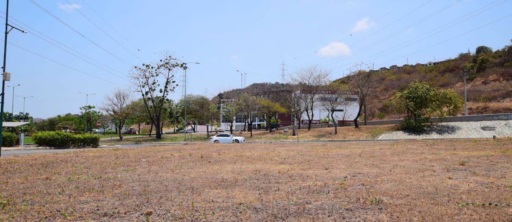 Terreno en alquiler ubicado en La Joya, Vía la Aurora GeoBienes - Terreno en alquiler ubicado en La Joya, Vía la Aurora - Plusvalia Guayaquil Casas de venta y alquiler Inmobiliaria Ecuador