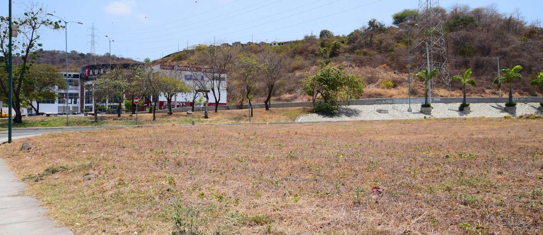 Terreno en alquiler ubicado en La Joya, Vía la Aurora GeoBienes - Terreno en alquiler ubicado en La Joya, Vía la Aurora - Plusvalia Guayaquil Casas de venta y alquiler Inmobiliaria Ecuador