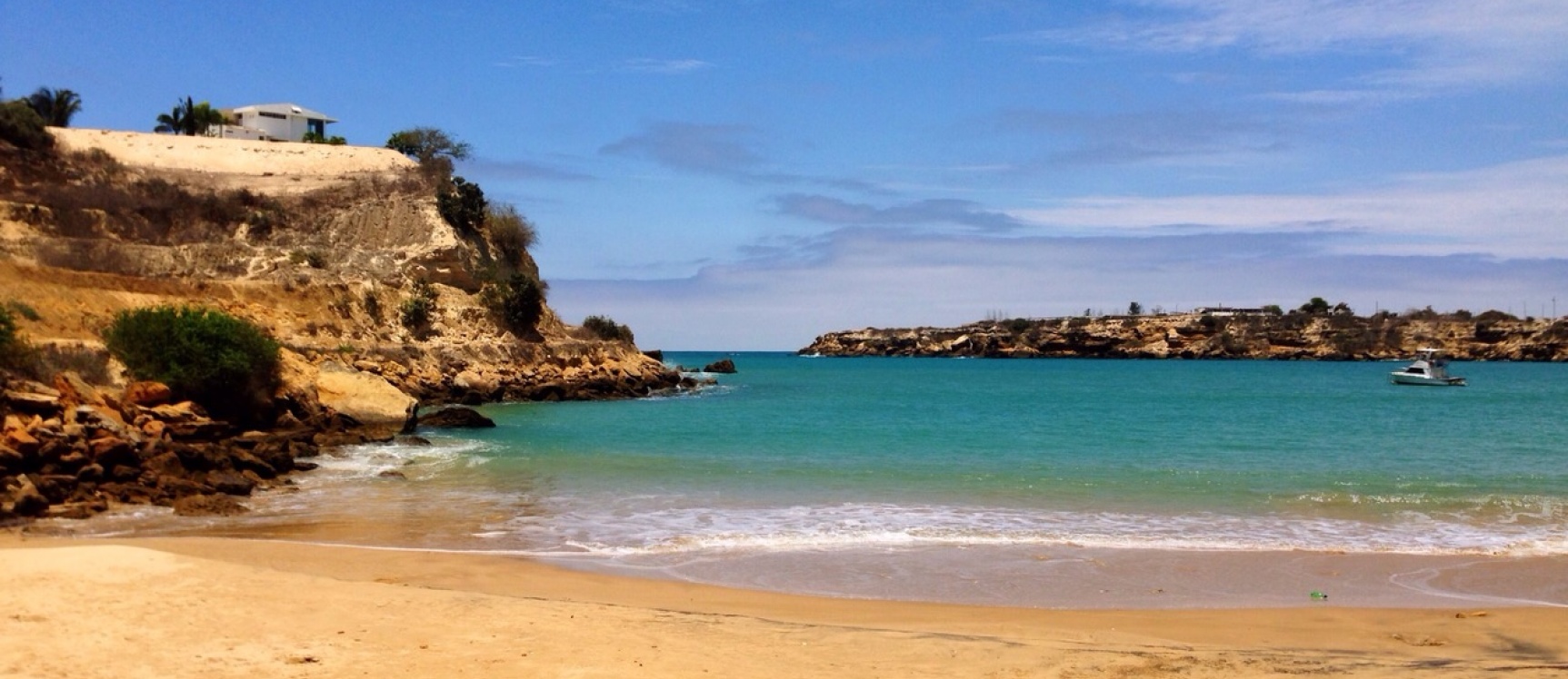 Terreno 450 m2 frente al mar - Ayangue - Urbanización Cumbres de Ayange. GeoBienes - Terrenos en venta en urbanización Cumbres de Ayangue, frente al mar. - Plusvalia Guayaquil Casas de venta y alquiler Inmobiliaria Ecuador