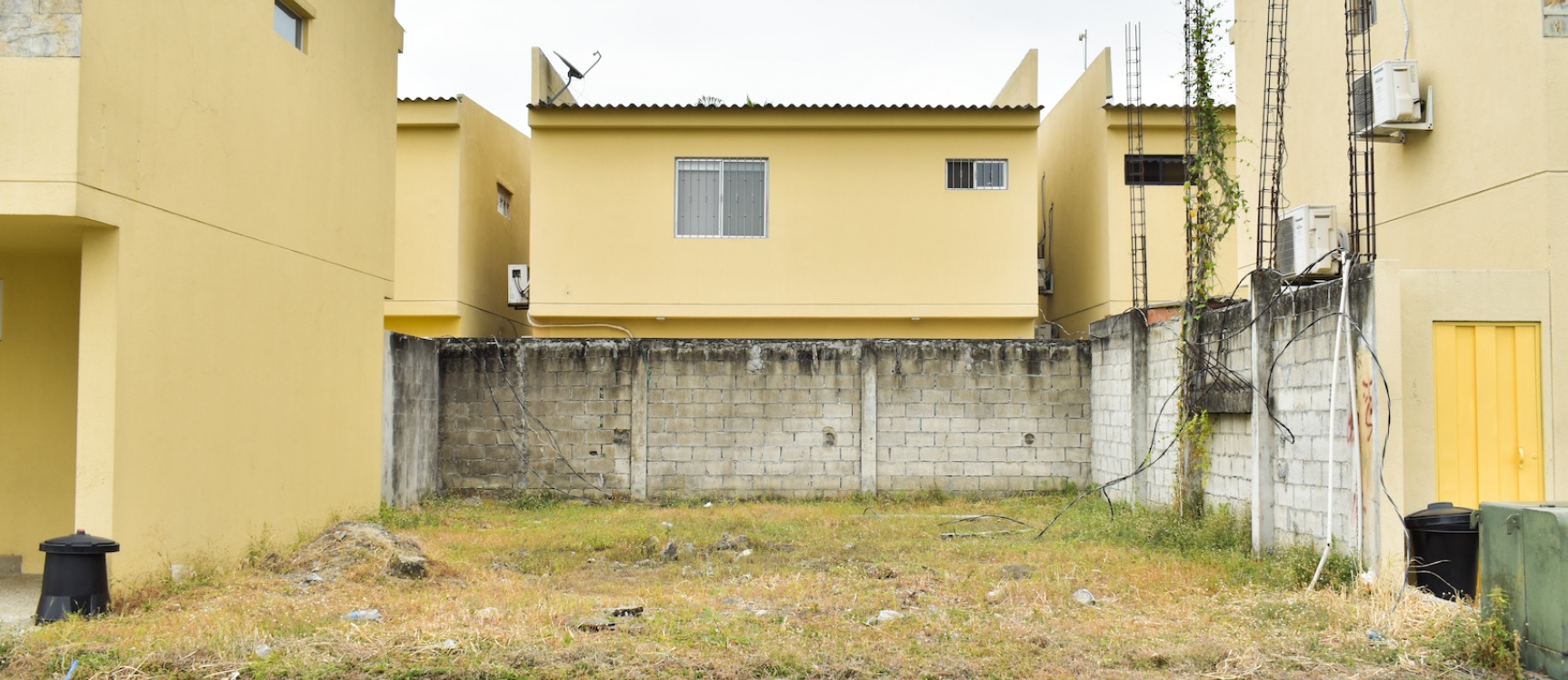 GeoBienes - Terreno en venta en la Urbanización Vicrieel, Vía Samborondón - Plusvalia Guayaquil Casas de venta y alquiler Inmobiliaria Ecuador