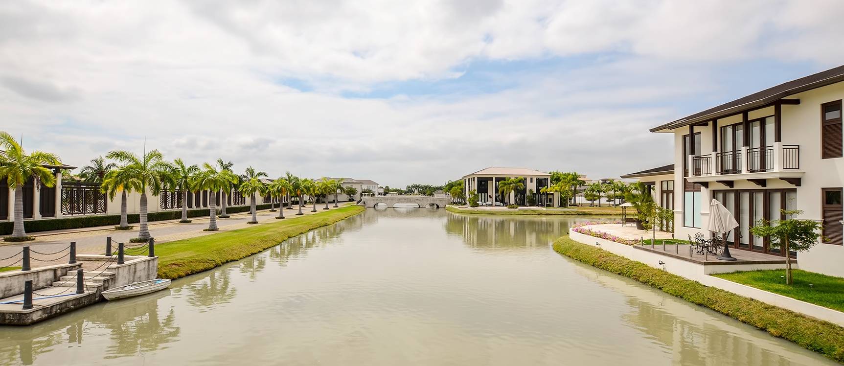 Terreno en venta en Río Lago sector Vía Samborondón GeoBienes - Terreno en venta en Ríolago sector Vía Samborondón - Plusvalia Guayaquil Casas de venta y alquiler Inmobiliaria Ecuador