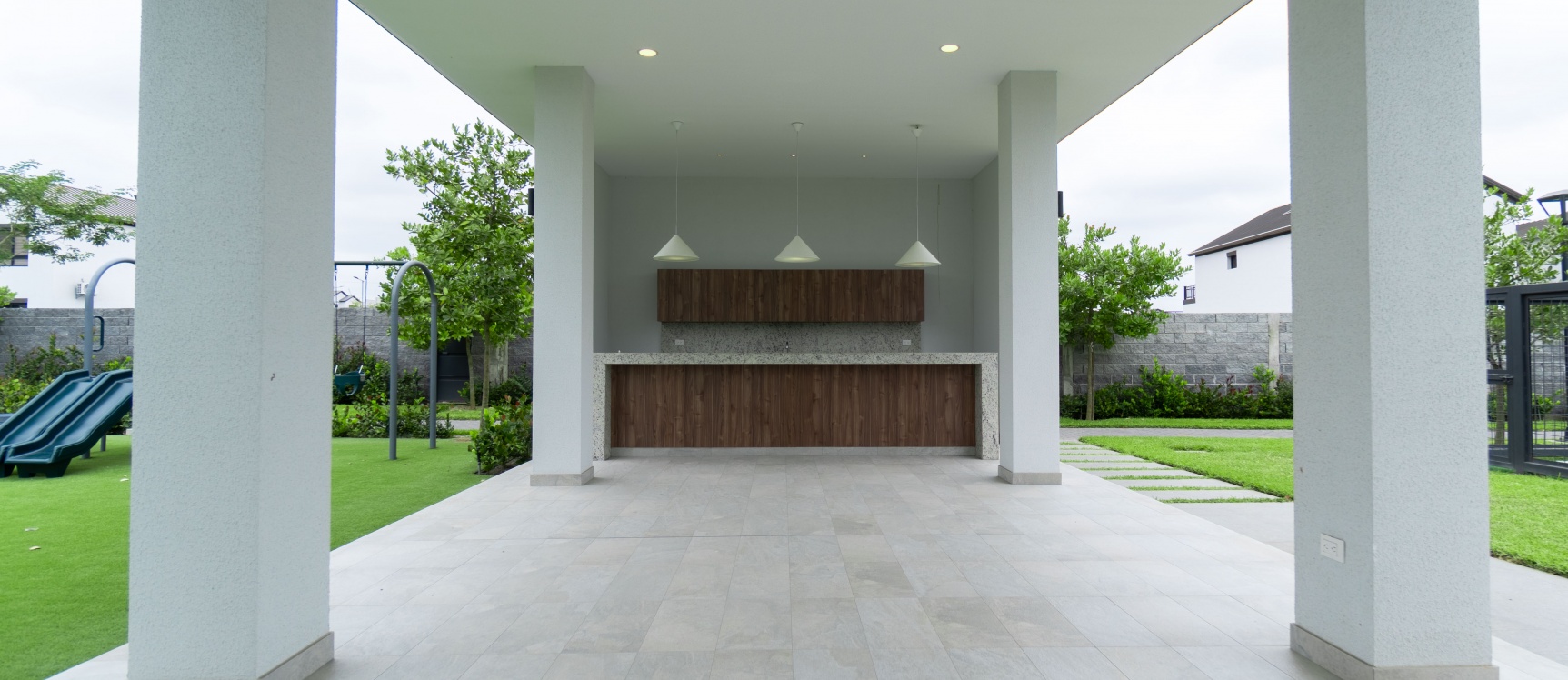 GeoBienes - Terreno en venta en Urb. Costasol km 19 vía a la Costa - Plusvalia Guayaquil Casas de venta y alquiler Inmobiliaria Ecuador