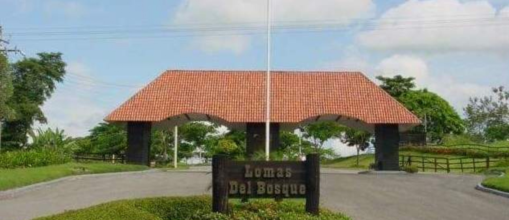 GeoBienes - Terreno en venta Urbanización Lomas del Bosque - Plusvalia Guayaquil Casas de venta y alquiler Inmobiliaria Ecuador GeoBienes - Terreno en venta Urbanización Lomas del Bosque - Plusvalia Guayaquil Casas de venta y alquiler Inmobiliaria Ecuador
