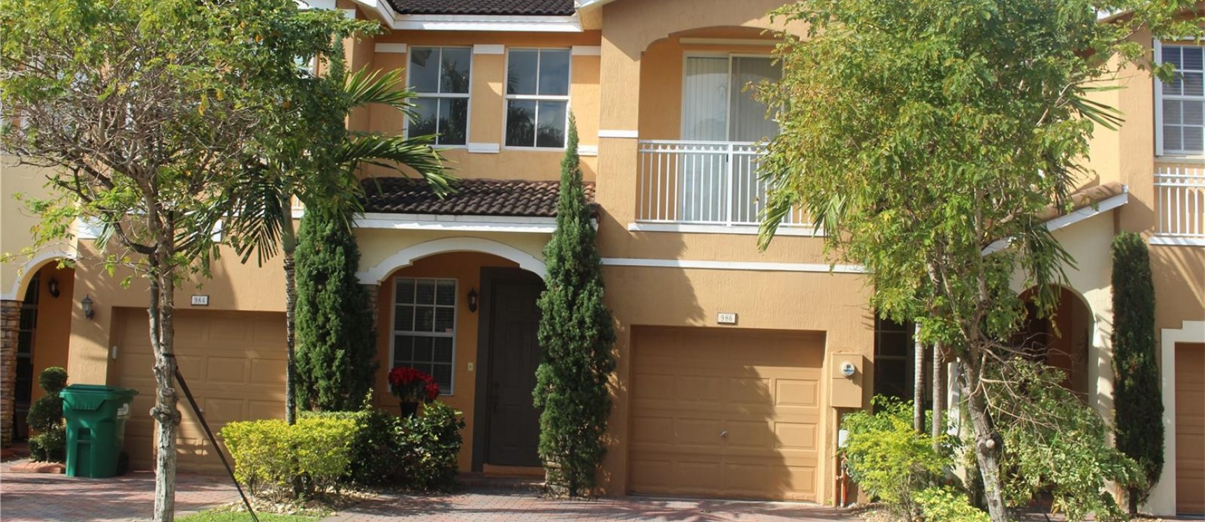 Townhouse a la Venta en MIAMI - Fontainebleau Las Ramblas GeoBienes - Townhouse a la Venta en MIAMI - Fontainebleau Las Ramblas - Plusvalia Guayaquil Casas de venta y alquiler Inmobiliaria Ecuador
