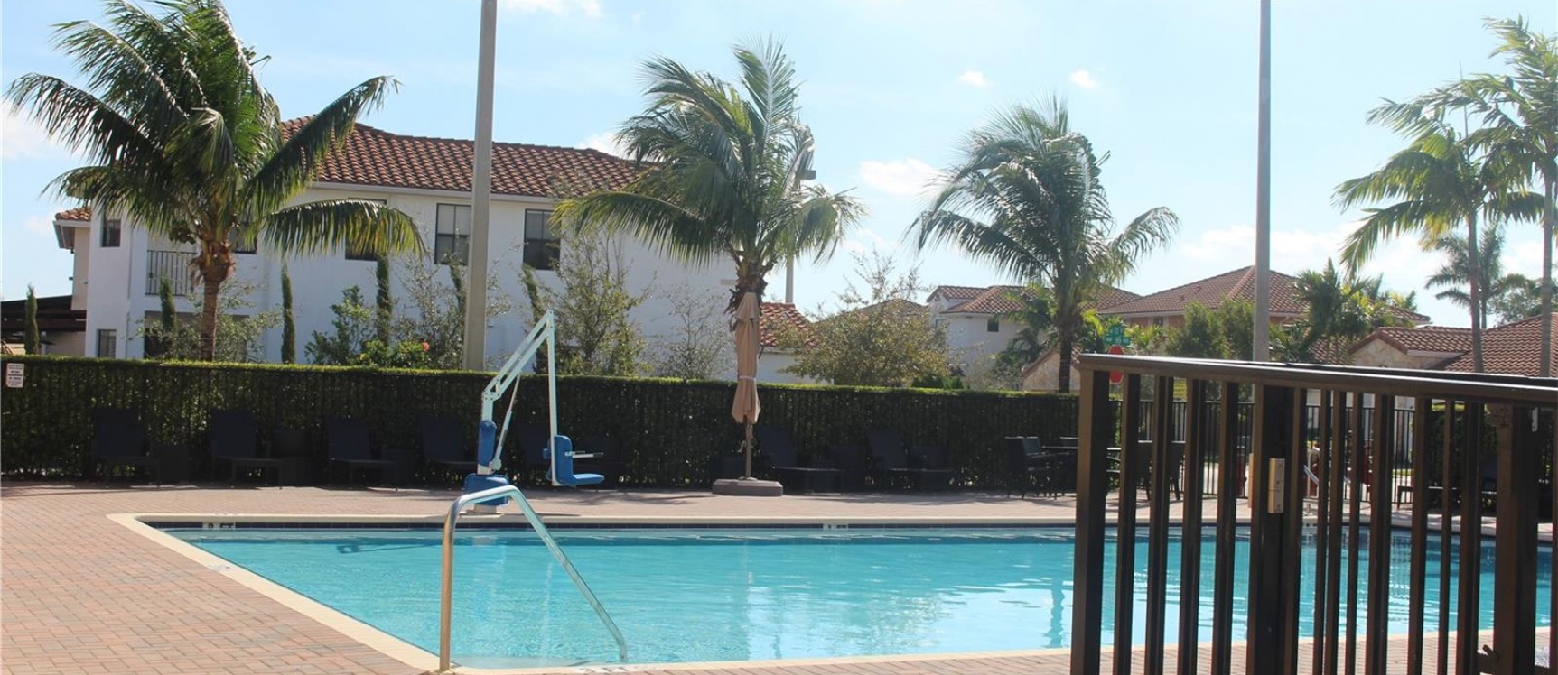 Townhouse a la Venta en MIAMI - Fontainebleau Las Ramblas GeoBienes - Townhouse a la Venta en MIAMI - Fontainebleau Las Ramblas - Plusvalia Guayaquil Casas de venta y alquiler Inmobiliaria Ecuador