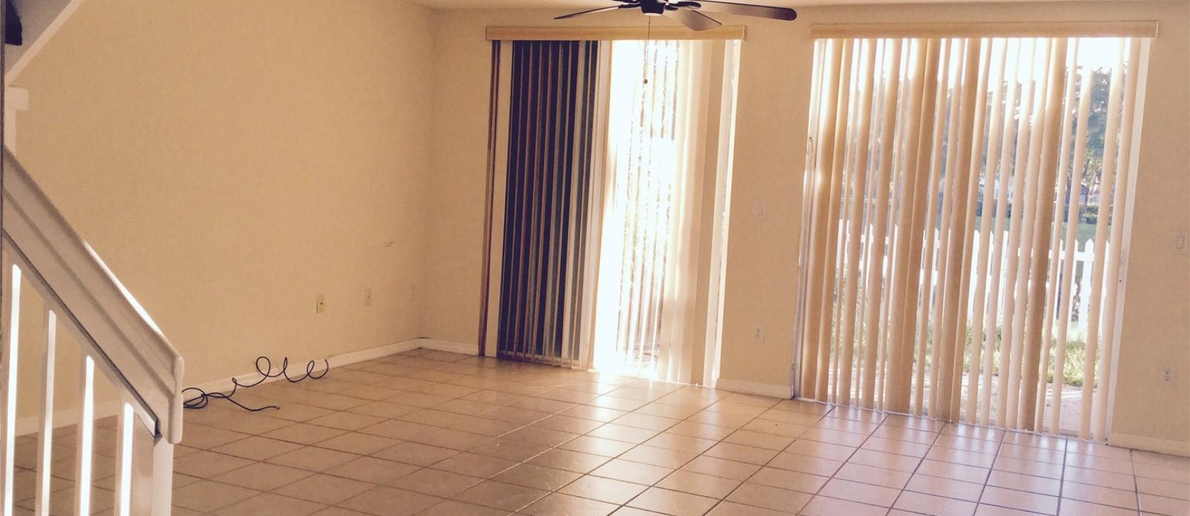Townhouse a la Venta en MIAMI en DORAL ISLES GeoBienes - Townhouse a la Venta en MIAMI en DORAL ISLES - Plusvalia Guayaquil Casas de venta y alquiler Inmobiliaria Ecuador