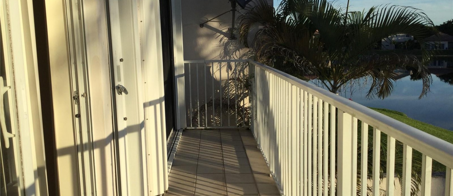 Townhouse a la Venta en MIAMI en DORAL ISLES GeoBienes - Townhouse a la Venta en MIAMI en DORAL ISLES - Plusvalia Guayaquil Casas de venta y alquiler Inmobiliaria Ecuador