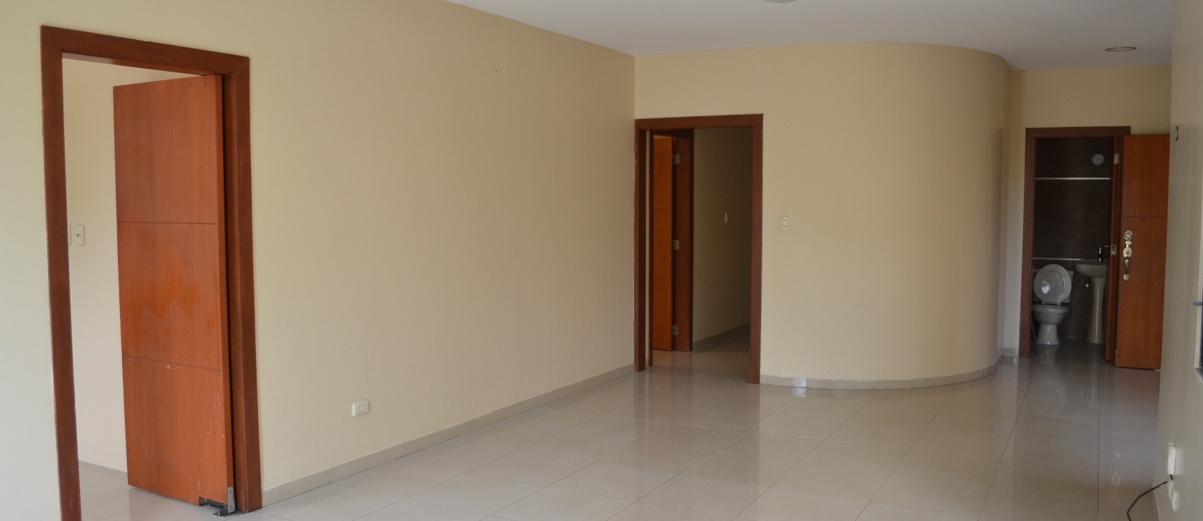 Townhouse en alquiler en Urbanización Ciudad Colón GeoBienes - Townhouse en alquiler en Urbanización Ciudad Colón - Plusvalia Guayaquil Casas de venta y alquiler Inmobiliaria Ecuador