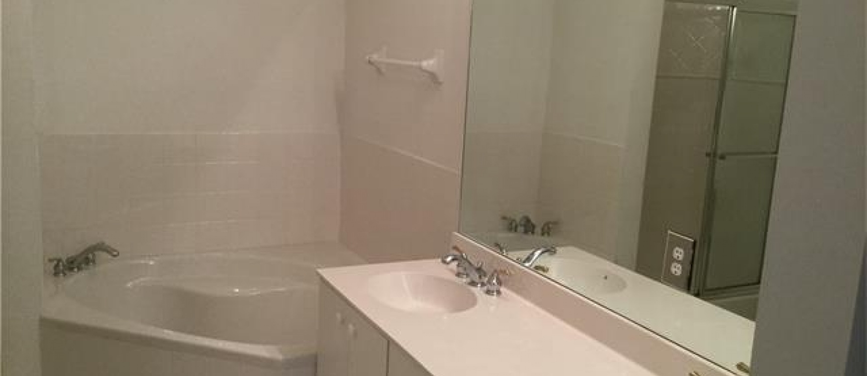 Townhouse SONOMA AT DORAL GeoBienes - Townhouse SONOMA AT DORAL - Plusvalia Guayaquil Casas de venta y alquiler Inmobiliaria Ecuador