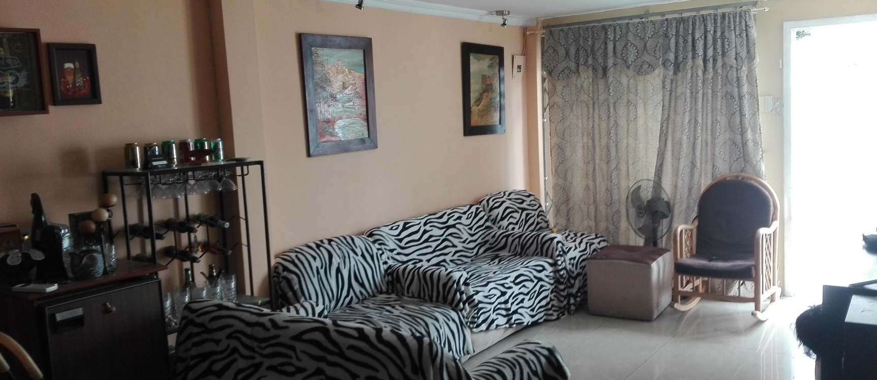 Vendo casa en Alborada, con suite adicional GeoBienes - Vendo casa en Alborada, con suite adicional - Plusvalia Guayaquil Casas de venta y alquiler Inmobiliaria Ecuador