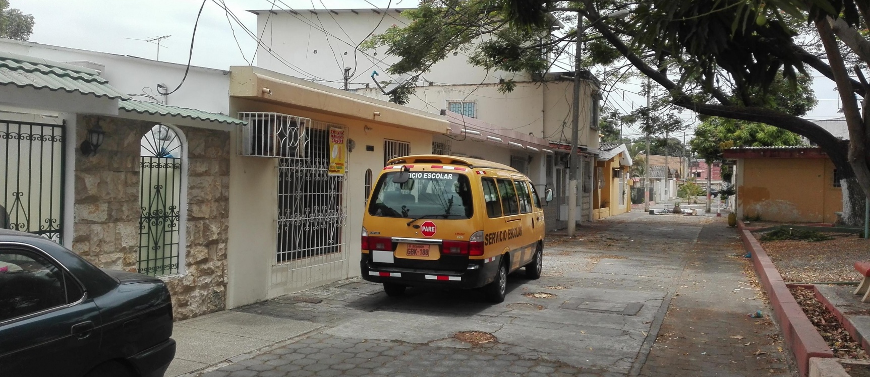 Vendo casa en Alborada, con suite adicional GeoBienes - Vendo casa en Alborada, con suite adicional - Plusvalia Guayaquil Casas de venta y alquiler Inmobiliaria Ecuador