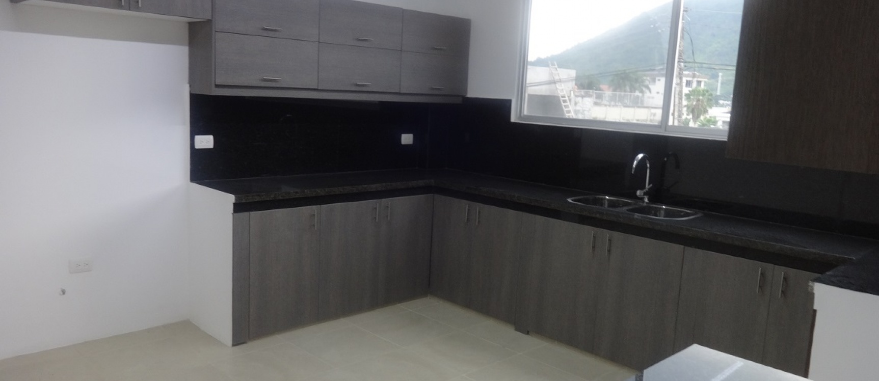 Vendo casa en Urbanización cumbres de los ceibos por estrenar GeoBienes - Vendo casa en Urbanización Cumbres de los Ceibos por Estrenar - Plusvalia Guayaquil Casas de venta y alquiler Inmobiliaria Ecuador