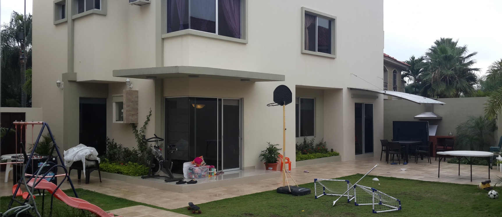 GeoBienes - Casa en venta en urbanización Vista Sol Samborondon - Plusvalia Guayaquil Casas de venta y alquiler Inmobiliaria Ecuador
