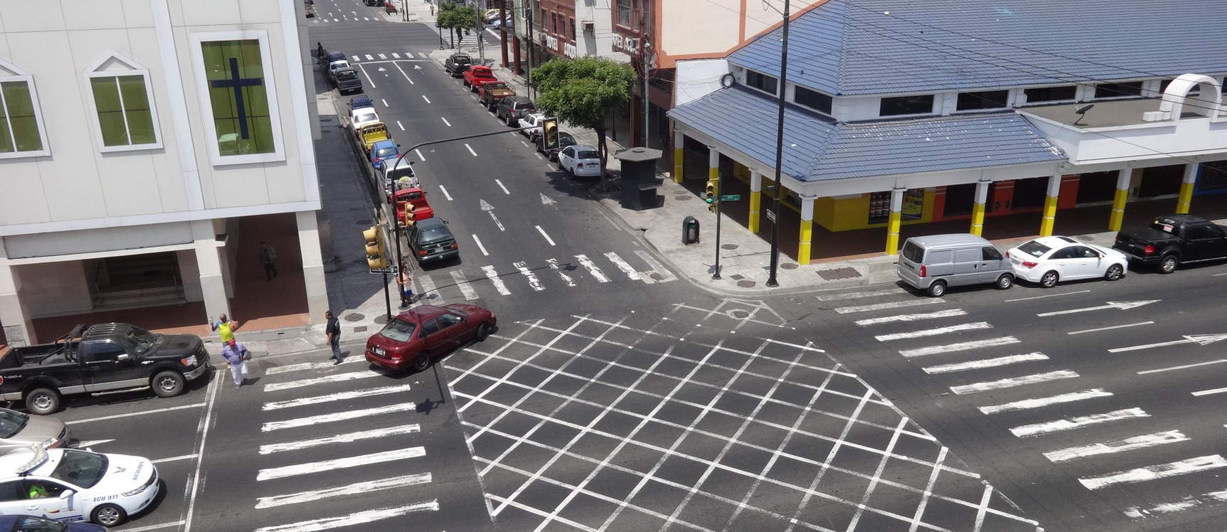 GeoBienes - En venta edificio comercial en el centro de Guayaquil - Plusvalia Guayaquil Casas de venta y alquiler Inmobiliaria Ecuador