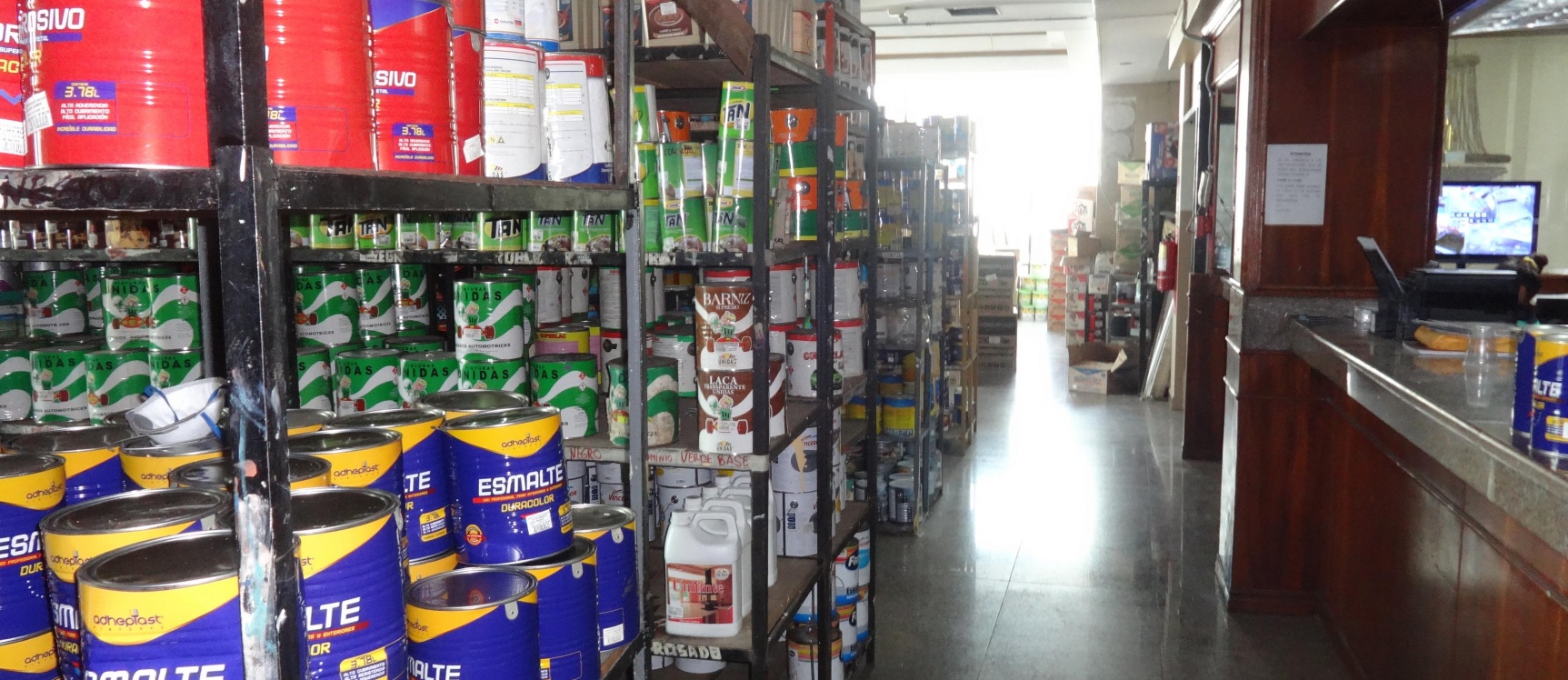 Vendo edificio comercial en el centro de Guayaquil, Av, Quito y calle Luque, Esquinero. GeoBienes - En venta edificio comercial en el centro de Guayaquil - Plusvalia Guayaquil Casas de venta y alquiler Inmobiliaria Ecuador