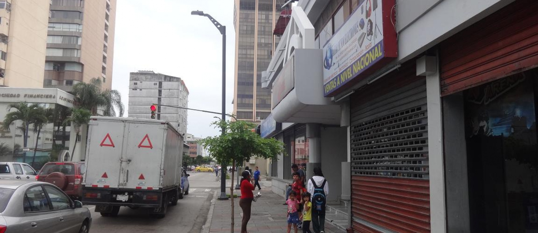 GeoBienes - Vendo Local Comercial  - Plusvalia Guayaquil Casas de venta y alquiler Inmobiliaria Ecuador