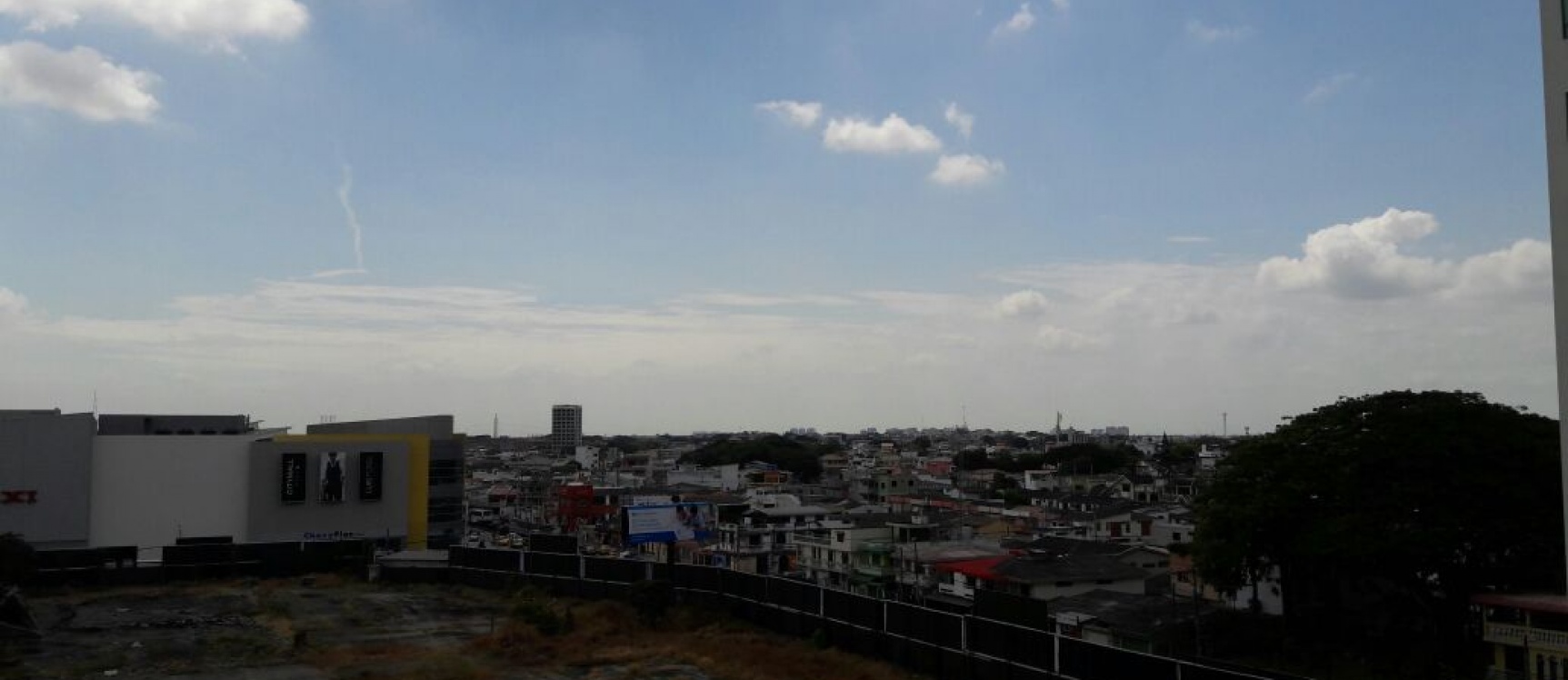 Vendo Oficina en City Office GeoBienes - Oficina en venta City Office junto al City Mall Guayaquil - Plusvalia Guayaquil Casas de venta y alquiler Inmobiliaria Ecuador
