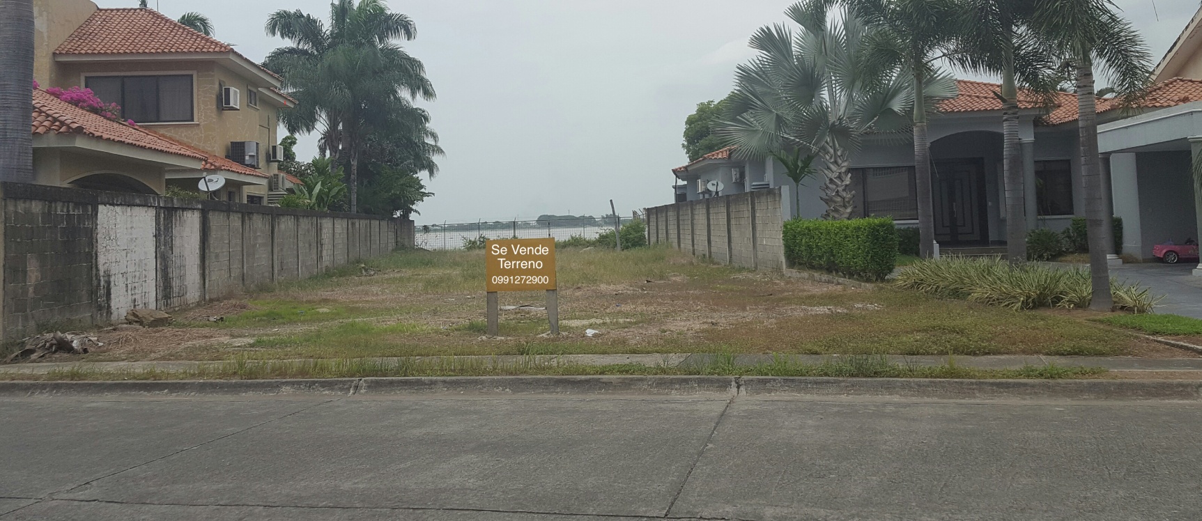 Vendo terreno en Samborondón con 784 m2 al río - Primeros Kilómetros GeoBienes - Vendo terreno en Samborondón con 784 m2 al río - Primeros Kilómetros - Plusvalia Guayaquil Casas de venta y alquiler Inmobiliaria Ecuador