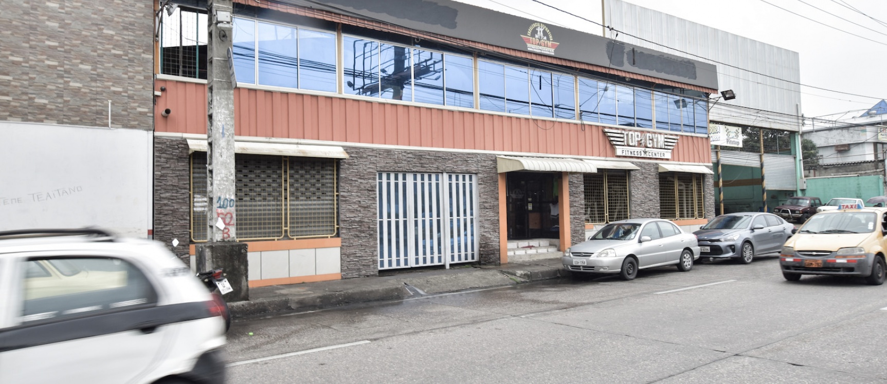 GeoBienes - Alquiler de Galpón en zona comercial de la Alborada, Guayaquil, Ecuador - Plusvalia Guayaquil Casas de venta y alquiler Inmobiliaria Ecuador