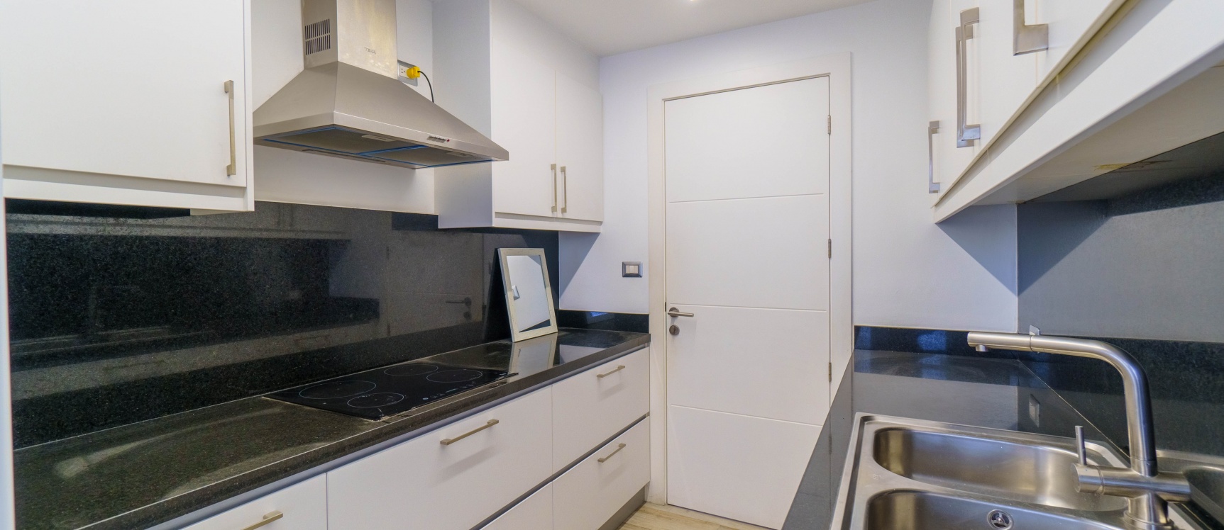 Venta de departamento en Edificio Santana Loft, Pto Santa Ana, Centro GeoBienes - Venta de departamento en Edificio Santana Loft, Pto Santa Ana, Centro - Plusvalia Guayaquil Casas de venta y alquiler Inmobiliaria Ecuador