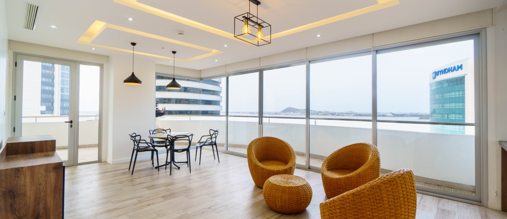 Venta de departamento en Edificio Santana Loft, Pto Santa Ana, Centro GeoBienes - Venta de departamento en Edificio Santana Loft, Pto Santa Ana, Centro - Plusvalia Guayaquil Casas de venta y alquiler Inmobiliaria Ecuador