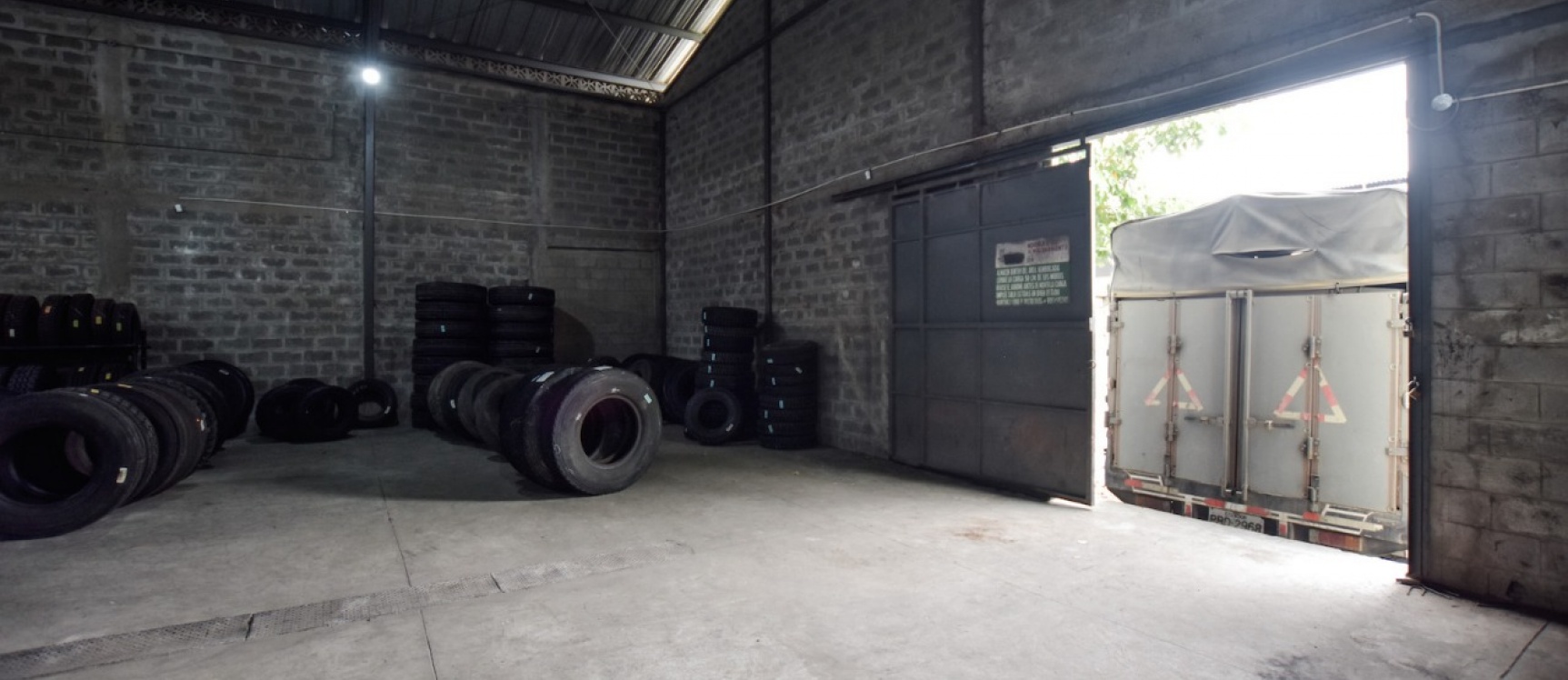 GeoBienes - Venta de Galpones, para bodega en vía Daule (6895m2) Guayas - Ecuador - Plusvalia Guayaquil Casas de venta y alquiler Inmobiliaria Ecuador GeoBienes - Venta de Galpones, para bodega en vía Daule (6895m2) Guayas - Ecuador - Plusvalia Guayaquil Casas de venta y alquiler Inmobiliaria Ecuador