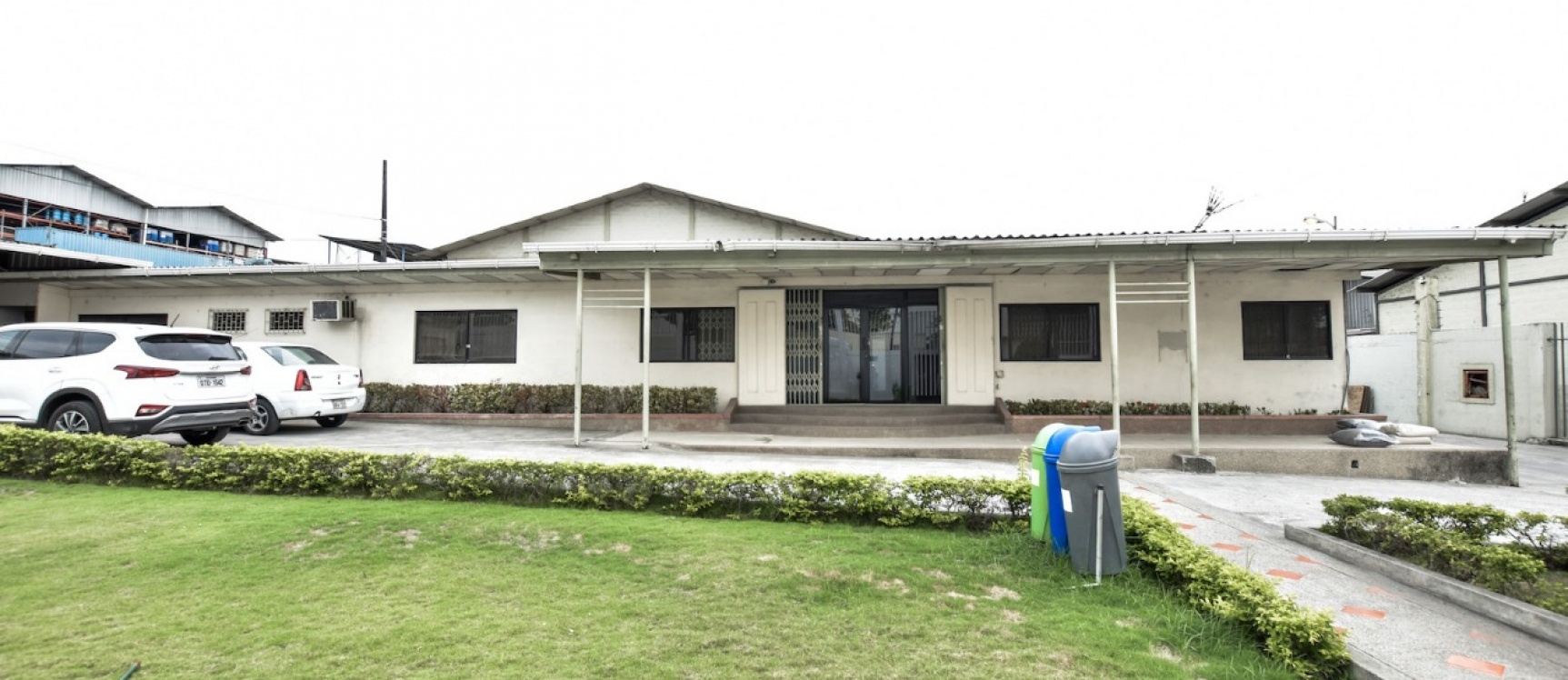 GeoBienes - Venta de Galpones, para bodega en vía Daule (6895m2) Guayas - Ecuador - Plusvalia Guayaquil Casas de venta y alquiler Inmobiliaria Ecuador GeoBienes - Venta de Galpones, para bodega en vía Daule (6895m2) Guayas - Ecuador - Plusvalia Guayaquil Casas de venta y alquiler Inmobiliaria Ecuador