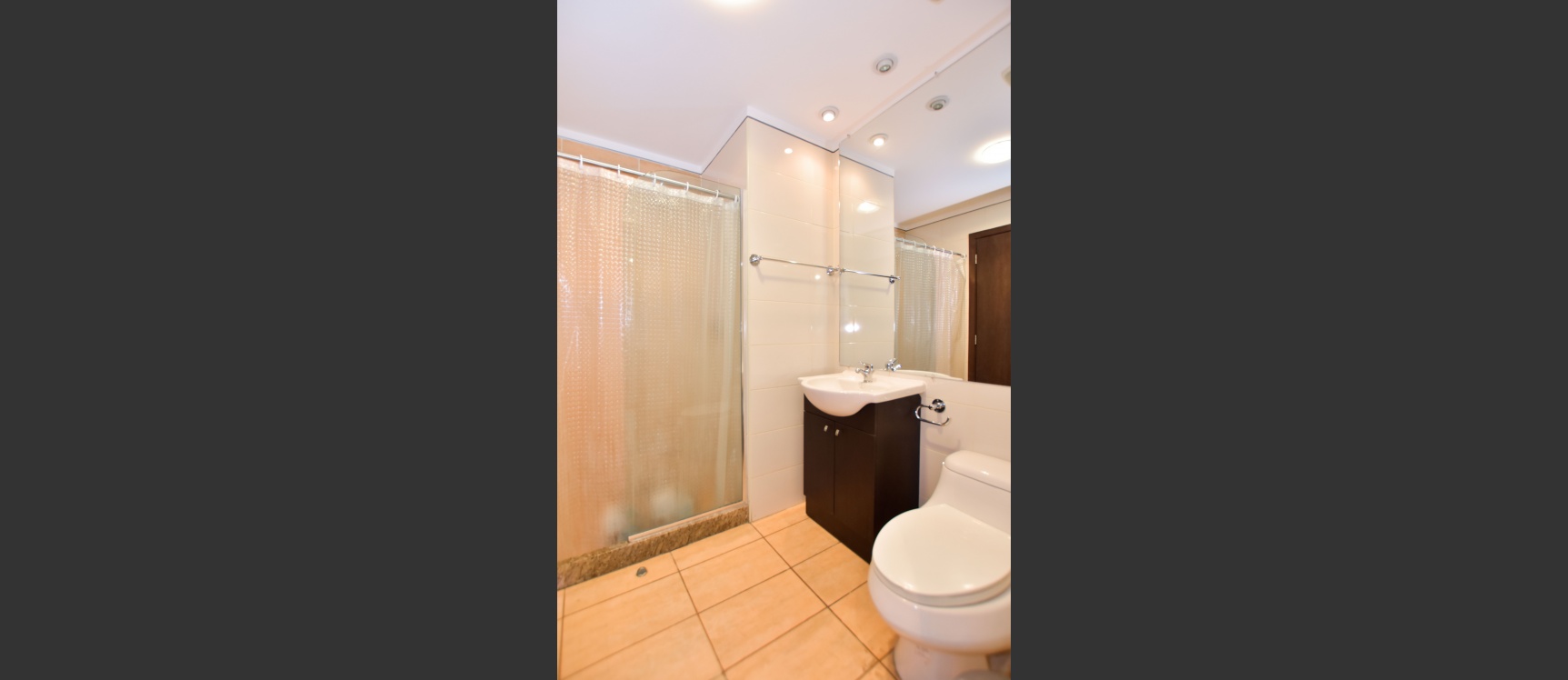 Venta de suite en edificio Elite Building, piso 4 -GEOBIENES GeoBienes - Venta de suite en edificio Elite Building, piso 4 - Plusvalia Guayaquil Casas de venta y alquiler Inmobiliaria Ecuador