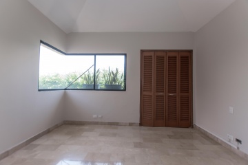 GeoBienes - Casa en alquiler remodelada en la Urb. Villanueva, Km 1, Vía Samborondón - Plusvalia Guayaquil Casas de venta y alquiler Inmobiliaria Ecuador
