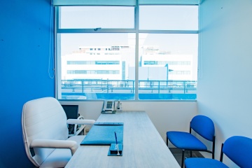 GeoBienes - Consultorio médico en venta ubicado en el Edificio Torre Médica II - Plusvalia Guayaquil Casas de venta y alquiler Inmobiliaria Ecuador