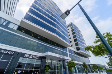 GeoBienes - Oficina en alquiler ubicado en Edificio Platinum II, Vía Samborondón - Plusvalia Guayaquil Casas de venta y alquiler Inmobiliaria Ecuador