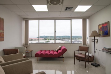 GeoBienes - Oficina en venta en Centro Empresarial River Plaza, av. Leon Febres Cordero, vía Aurora - Plusvalia Guayaquil Casas de venta y alquiler Inmobiliaria Ecuador