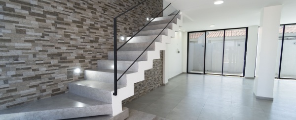Casa de estreno en venta en Urbanización San Antonio, vía Samborondón