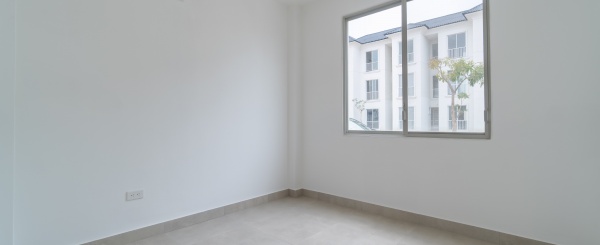 Casa de estreno en venta, Urb. Savali, Vía a Salitre