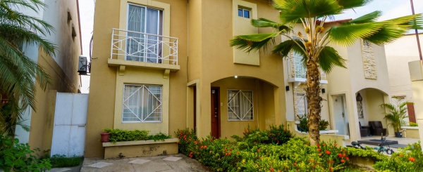 Casa en venta ubicada en urbanización Metrópolis 2
