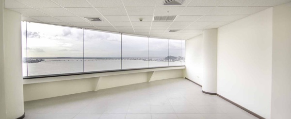 oficina en alquiler en el Edificio The Point, Puero Santa Ana, Centro de Guayaquil