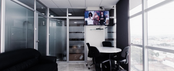 Oficina en venta, Sky Building, junto al aeropuerto