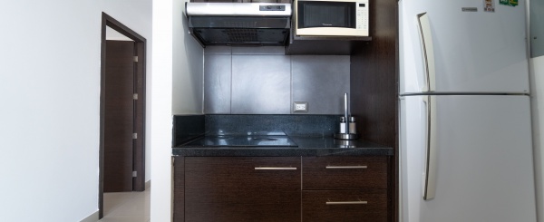 Suite amplia amoblada en alquiler en City Suites, norte de  Guayaquil